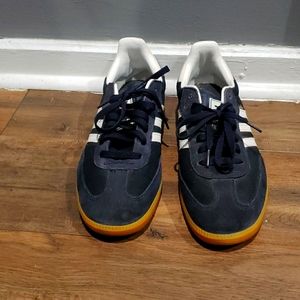 Adidas 10 1/2 Men's Blue Sneaker